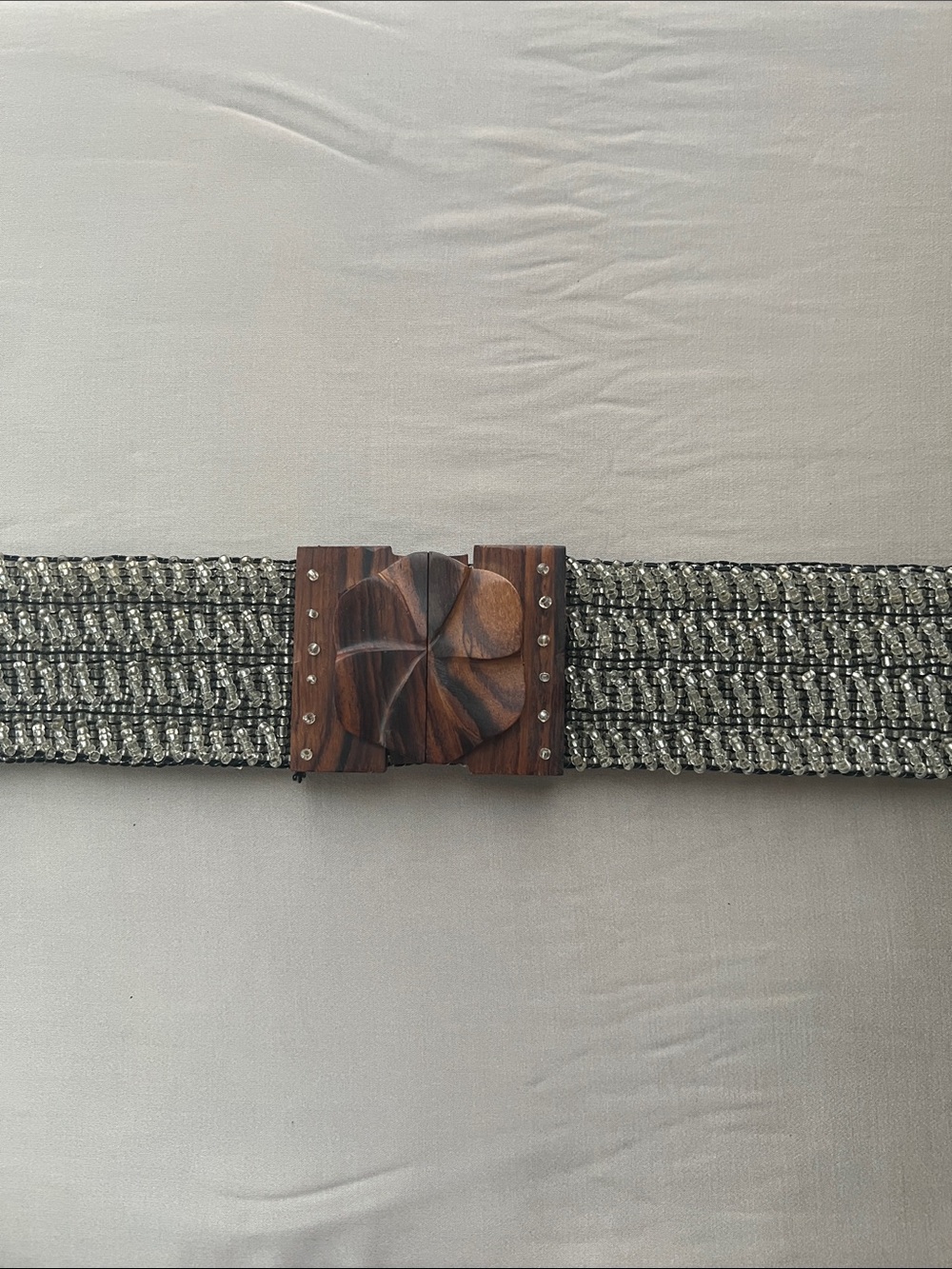 Silver Woven Elastic Belt with Wooden Floral Buckle 27-29" waist